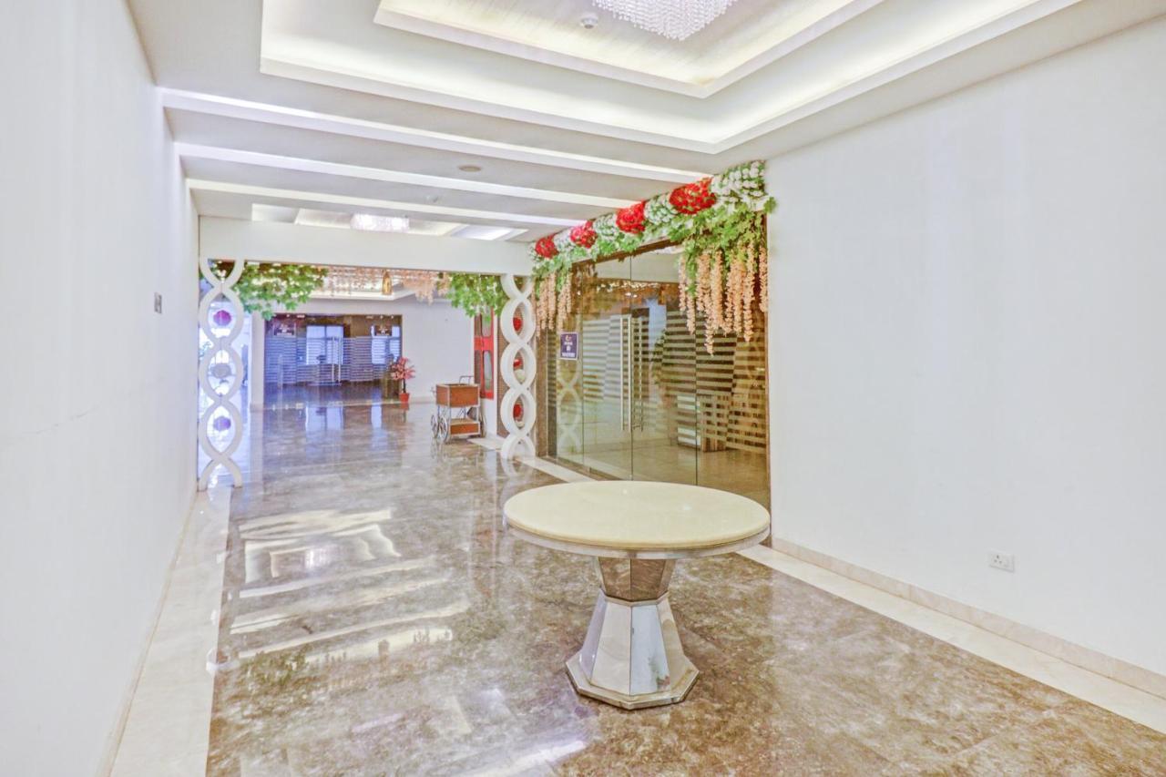 Oyo Townhouse 484 Sanskriti Hotel Delhi  Exterior photo